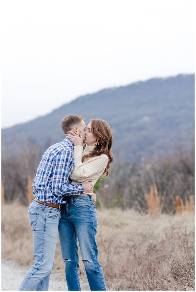 downtown Chattanooga winter engagement session