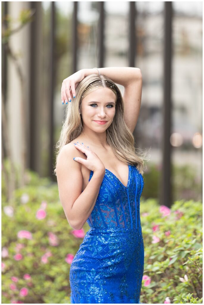 high school senior posing for downtown Chattanooga prom photos
