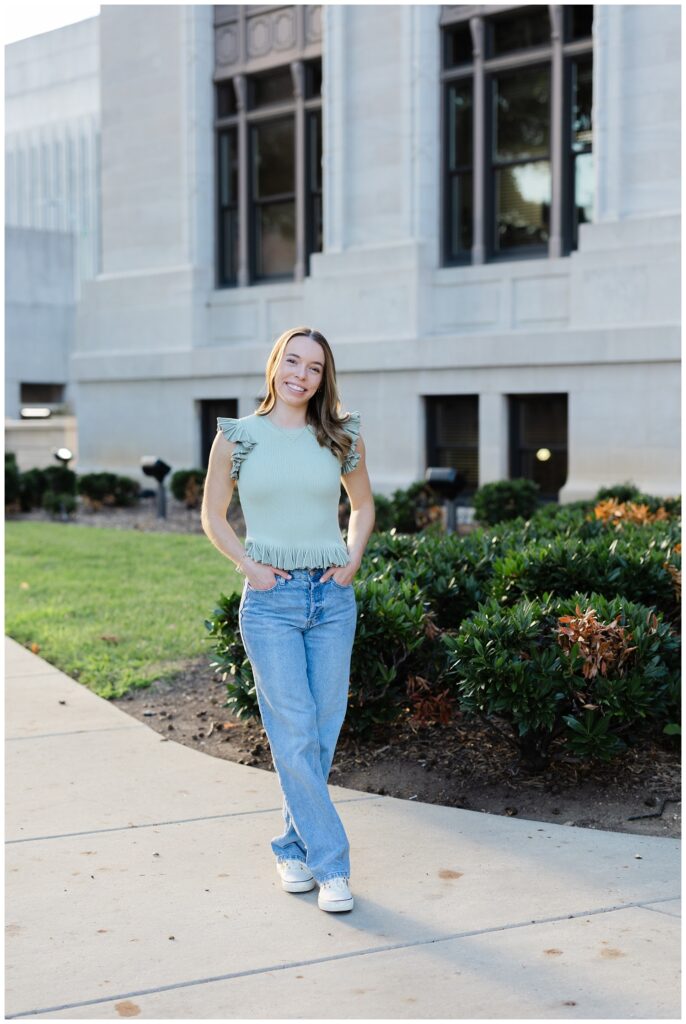 senior photoshoot at the courthouse in downtown Chattanooga