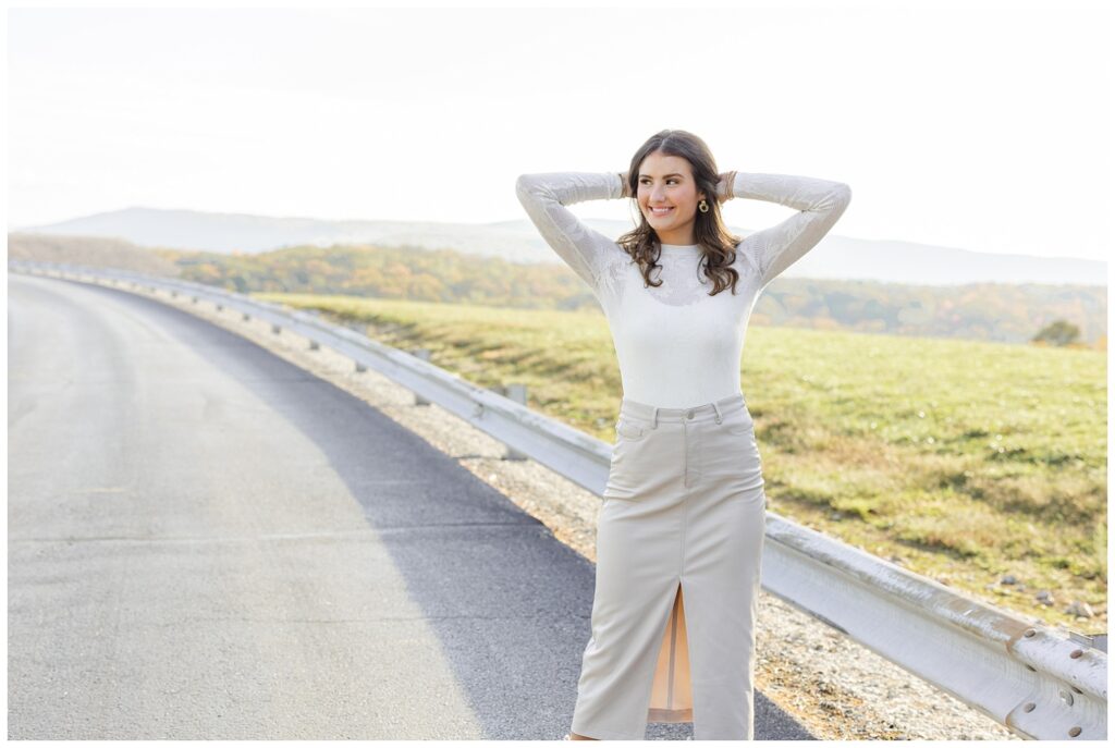 high school senior session posing on Raccoon Mountain in Chattanooga