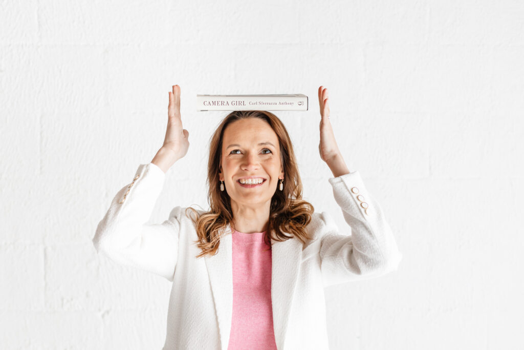 why every photographer should be reading books in Chattanooga